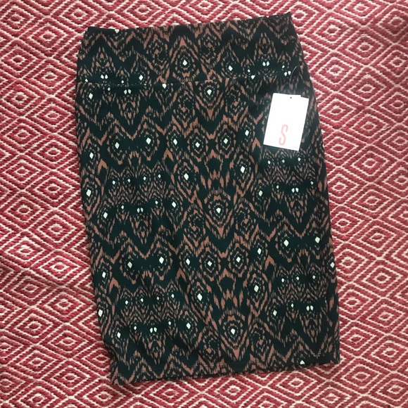 New Lularoe Cassie Skirt XS floral burgundy mustard yellow forest green pretty